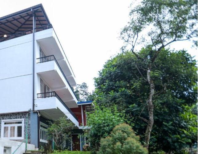 Kandy Hub Guest House Bagian luar foto