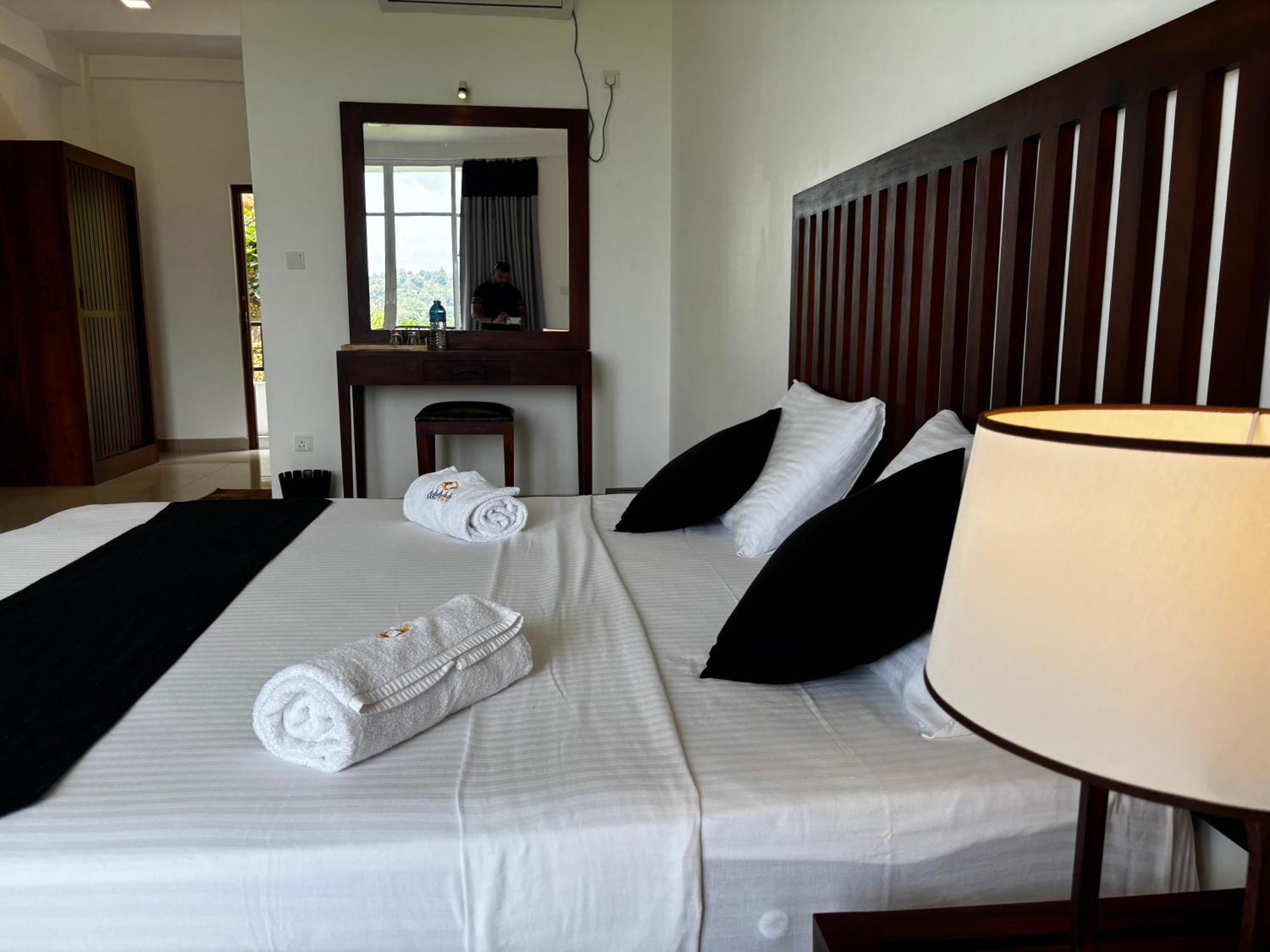 Kandy Hub Guest House Bagian luar foto
