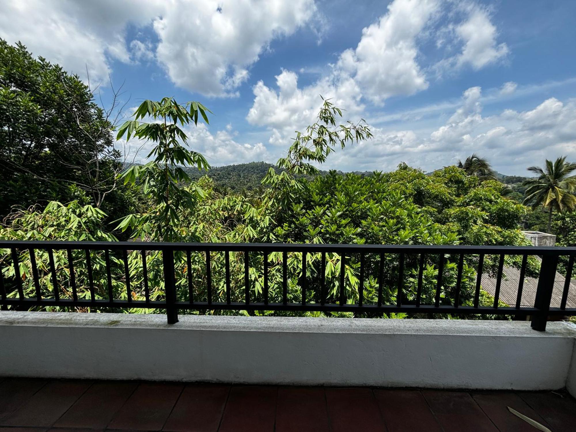Kandy Hub Guest House Bagian luar foto